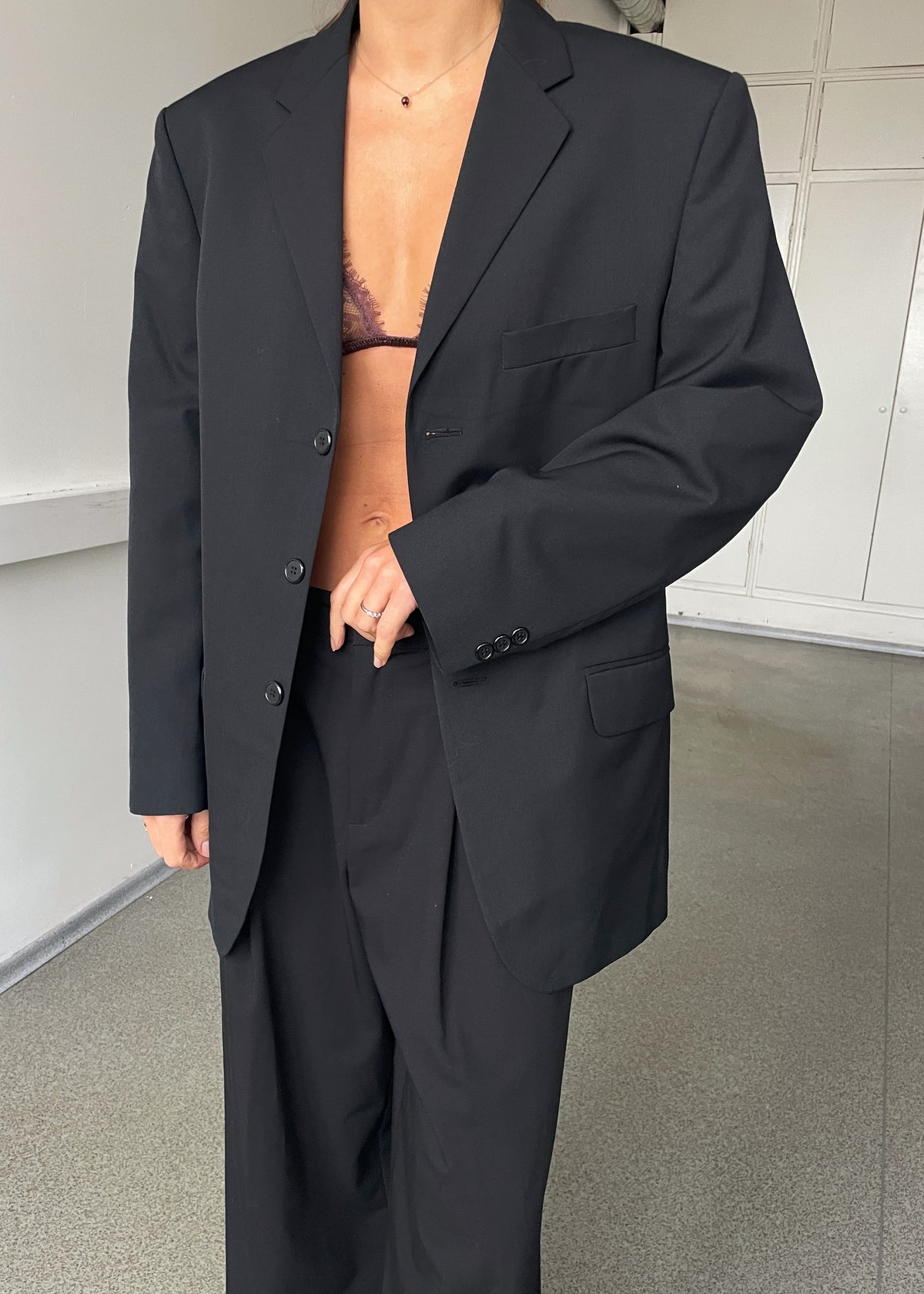 Vintage Classic Black Wool-Blend Blazer, view 2