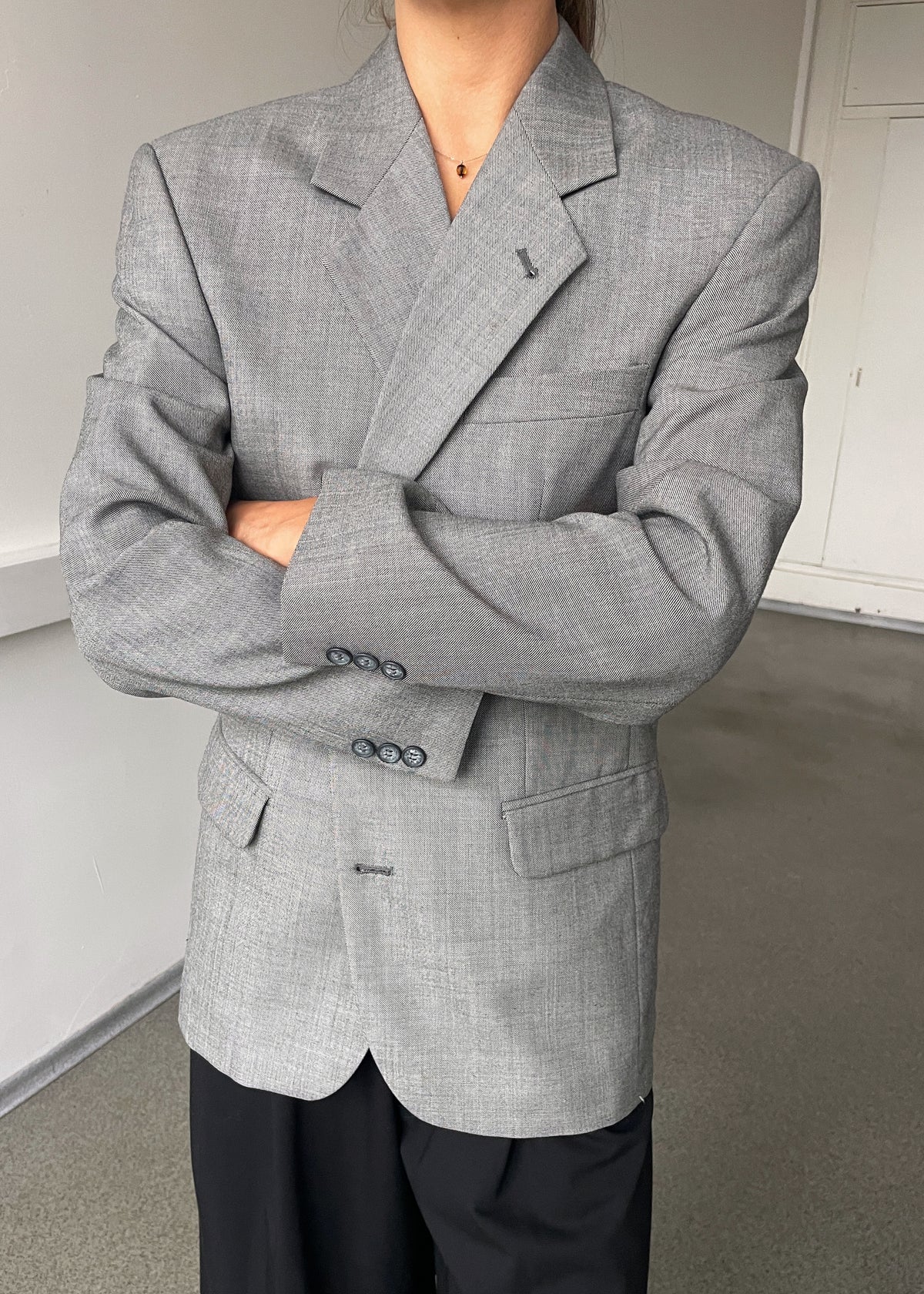 Vintage Classic Light Grey Wool-Blend Blazer, view 4