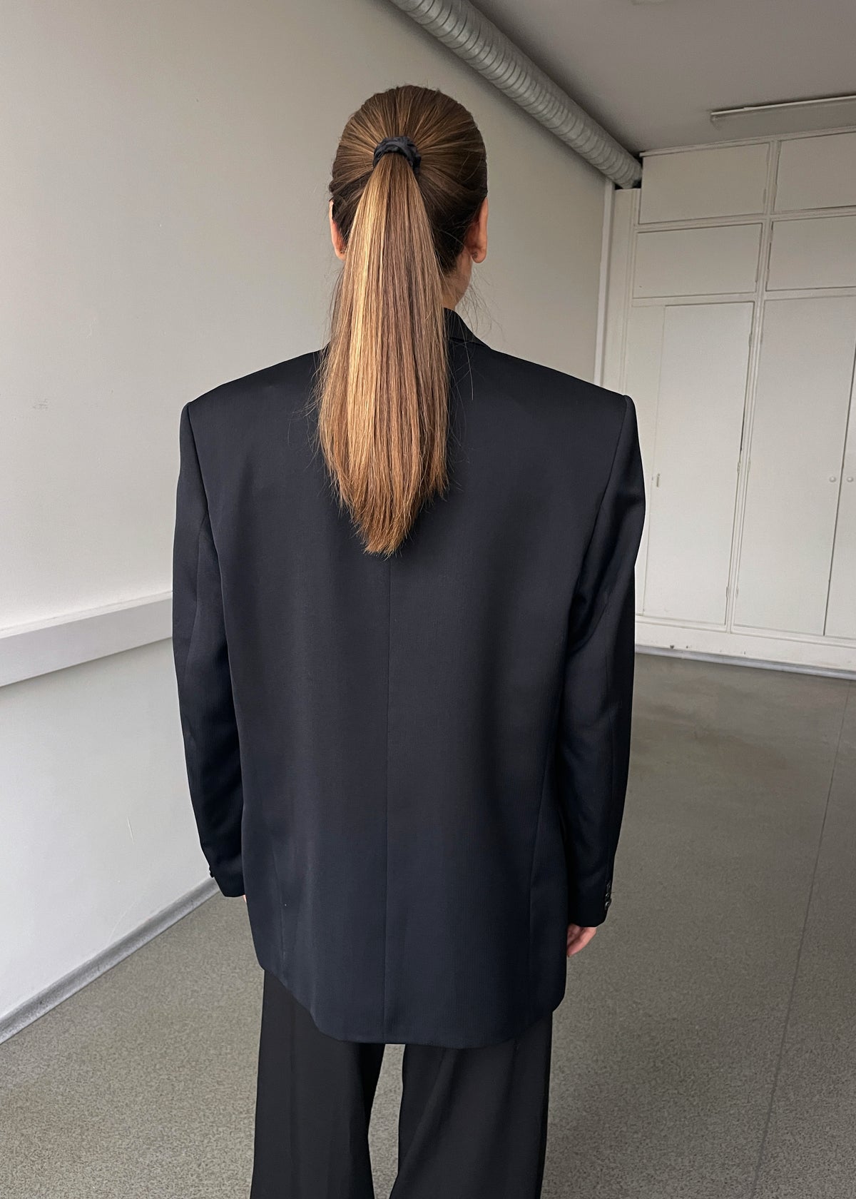 Vintage Dark Navy Lustrous Wool-Blend Blazer, view 6