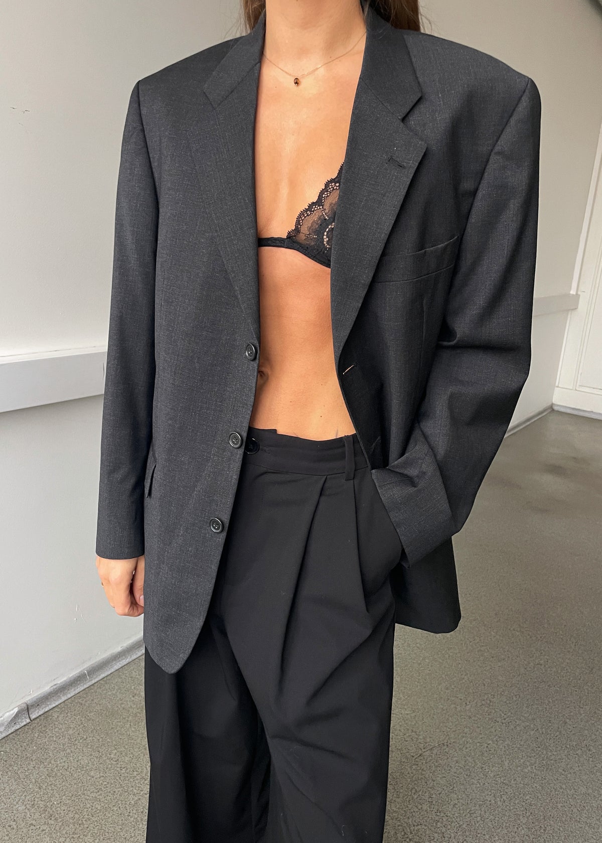 Vintage Classic Dark Grey Pure Wool Blazer, view 2