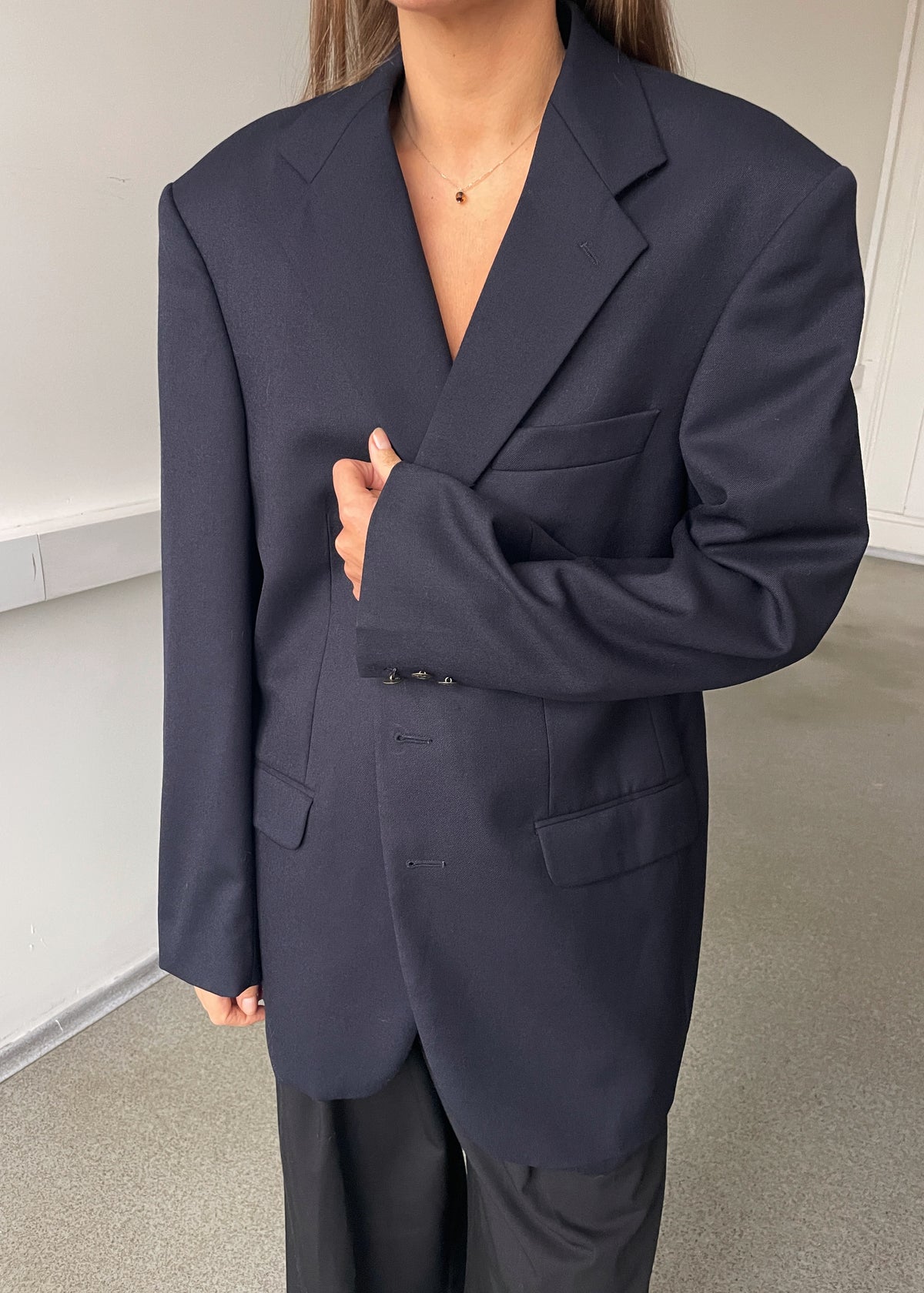 Vintage Oscar Jacobson Navy Blue Pure Wool Blazer, view 4