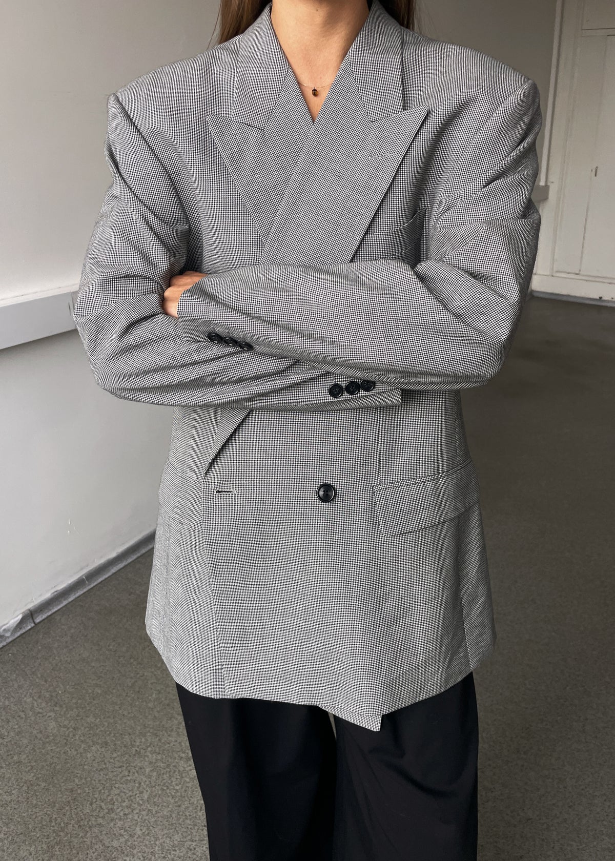 Vintage Light Grey Double-Breasted Dogtooth Pattern Oversized Blazer, view 6