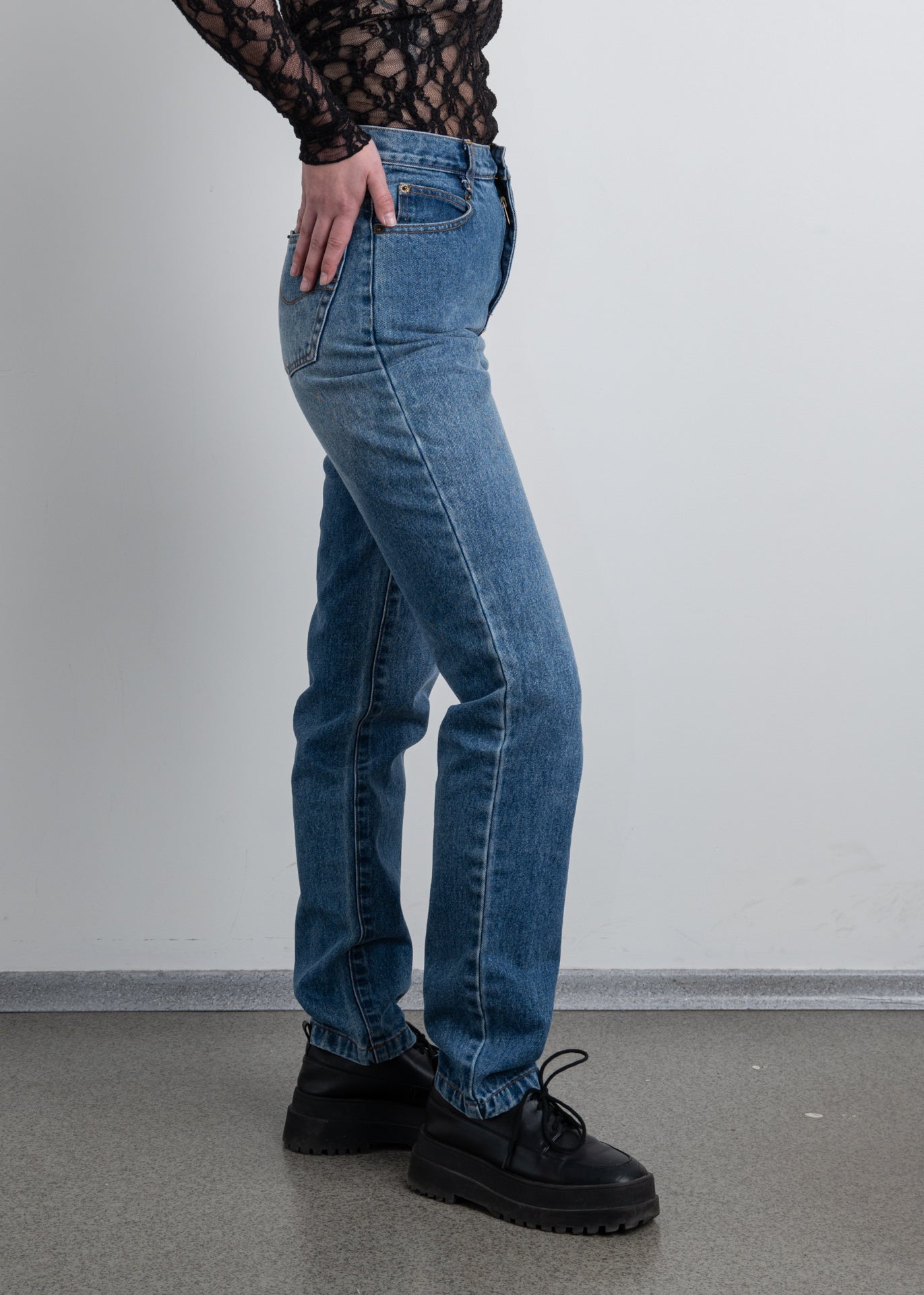 Vintage Blue Carrot Cut Jeans