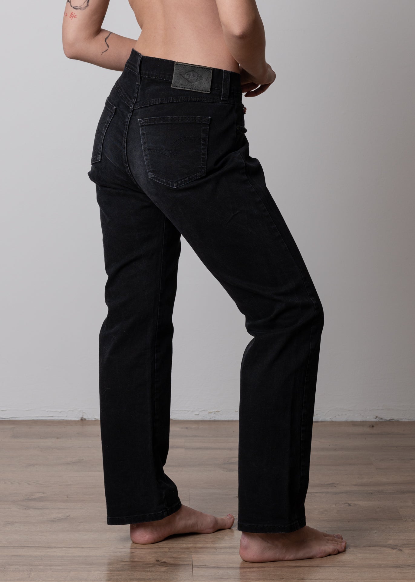 Vintage Black Straight Cut LEE Jeans