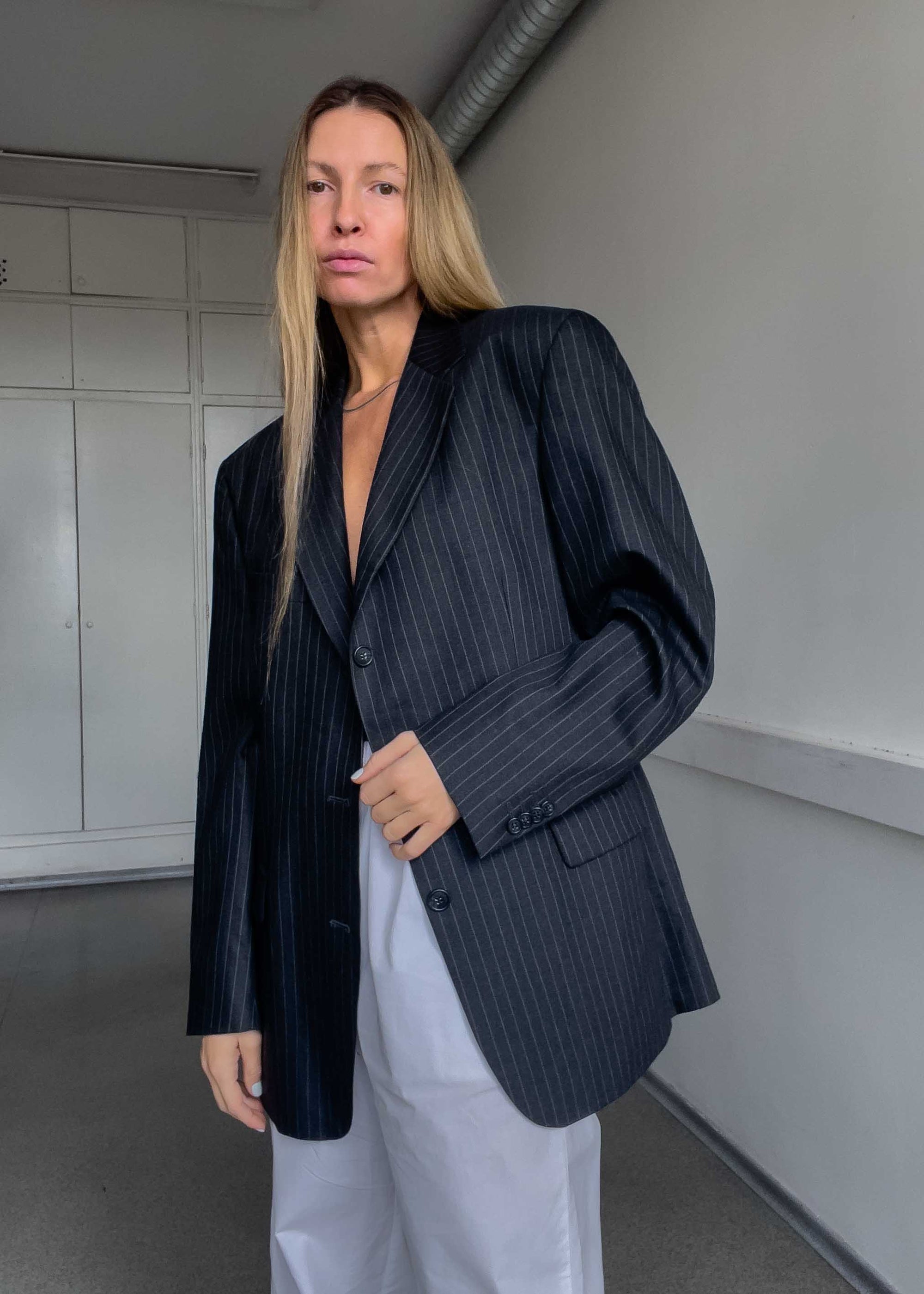 Vintage Dark Grey Pinstriped Oversized 100% WOOL Blazer