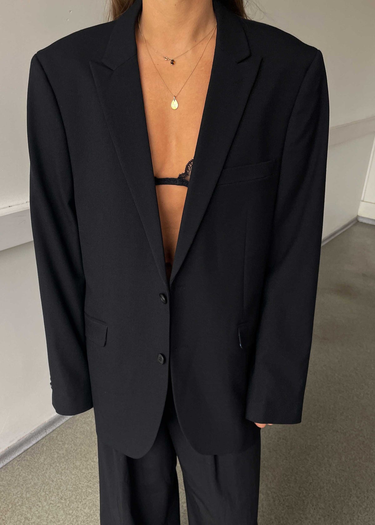 Vintage Classic Black Oversized Blazer
