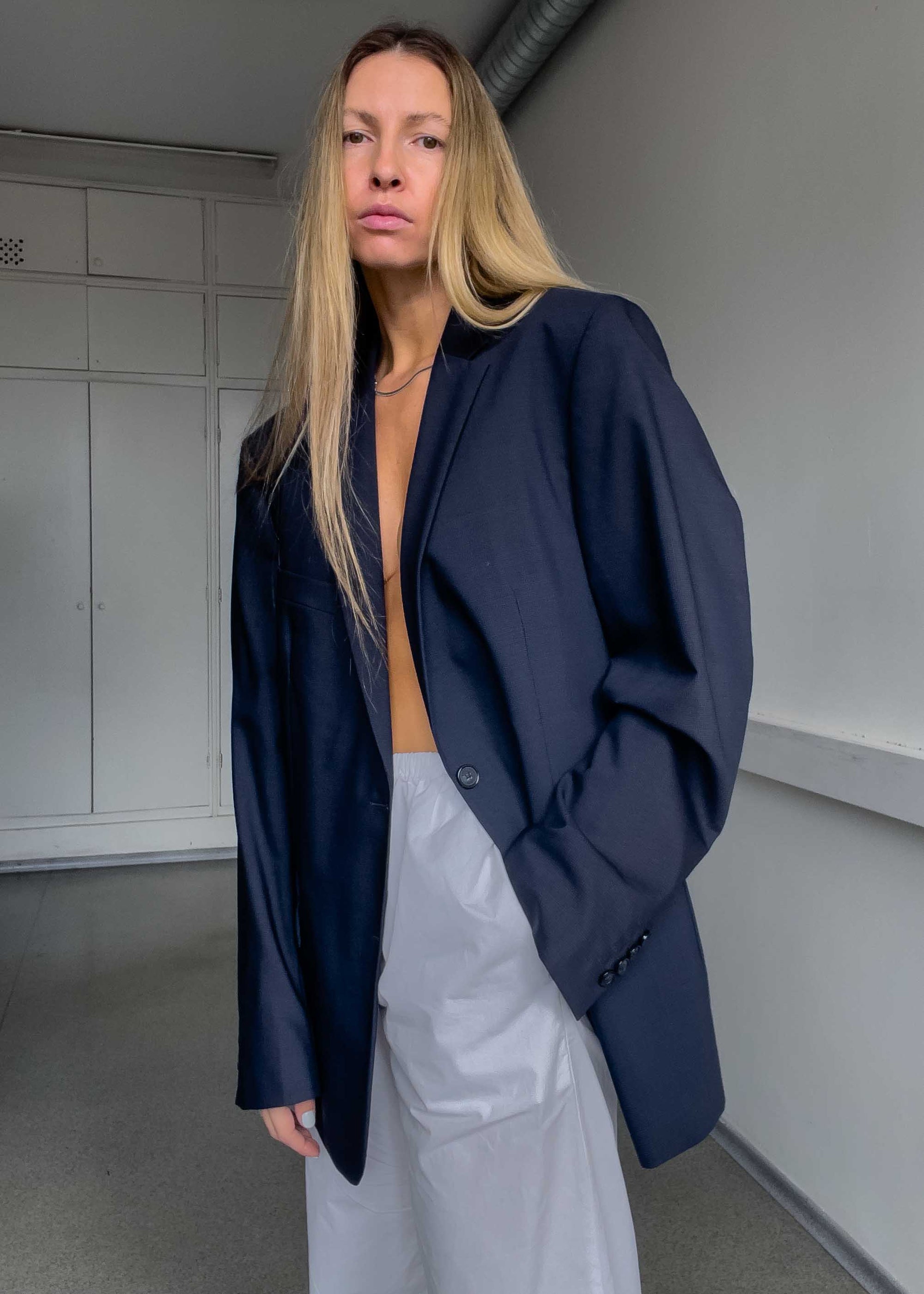 Vintage PIERRE CARDIN Navy Blue Oversized 100% WOOL Blazer