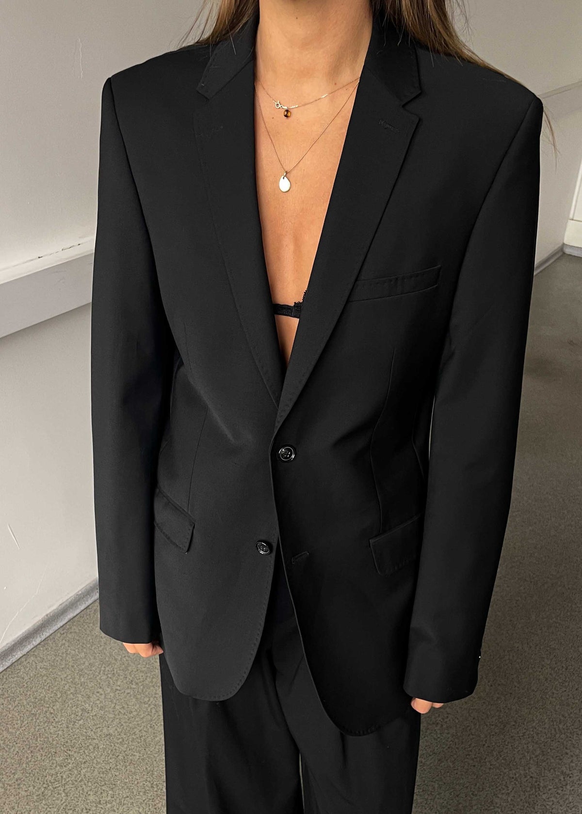Vintage Classic Black Smaller Fit Blazer