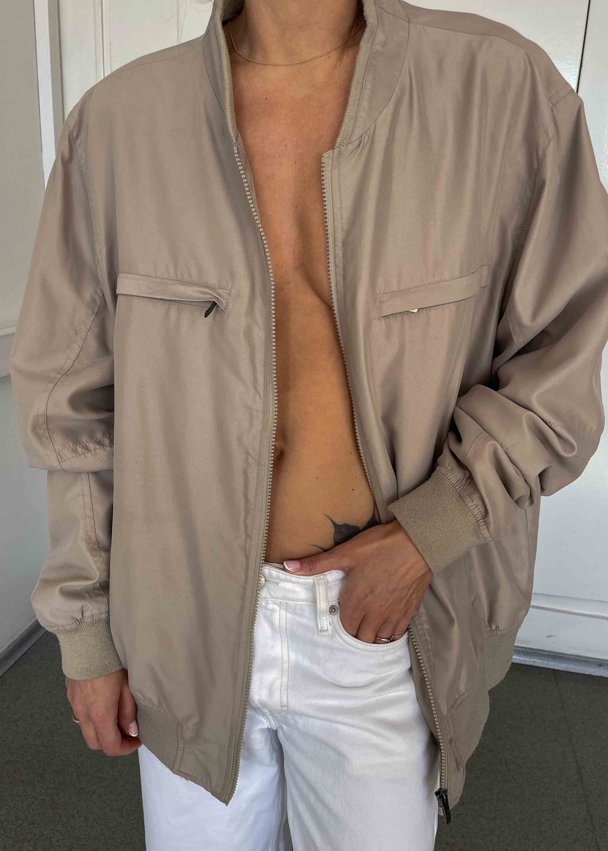 Vintage Grey Minimalist Bomber Jacket – Zipper and Stripped Lining