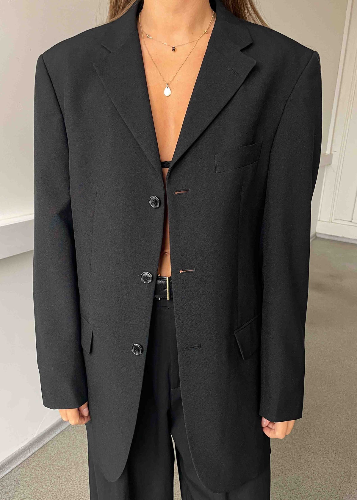 Vintage Classic Black Oversized Blazer