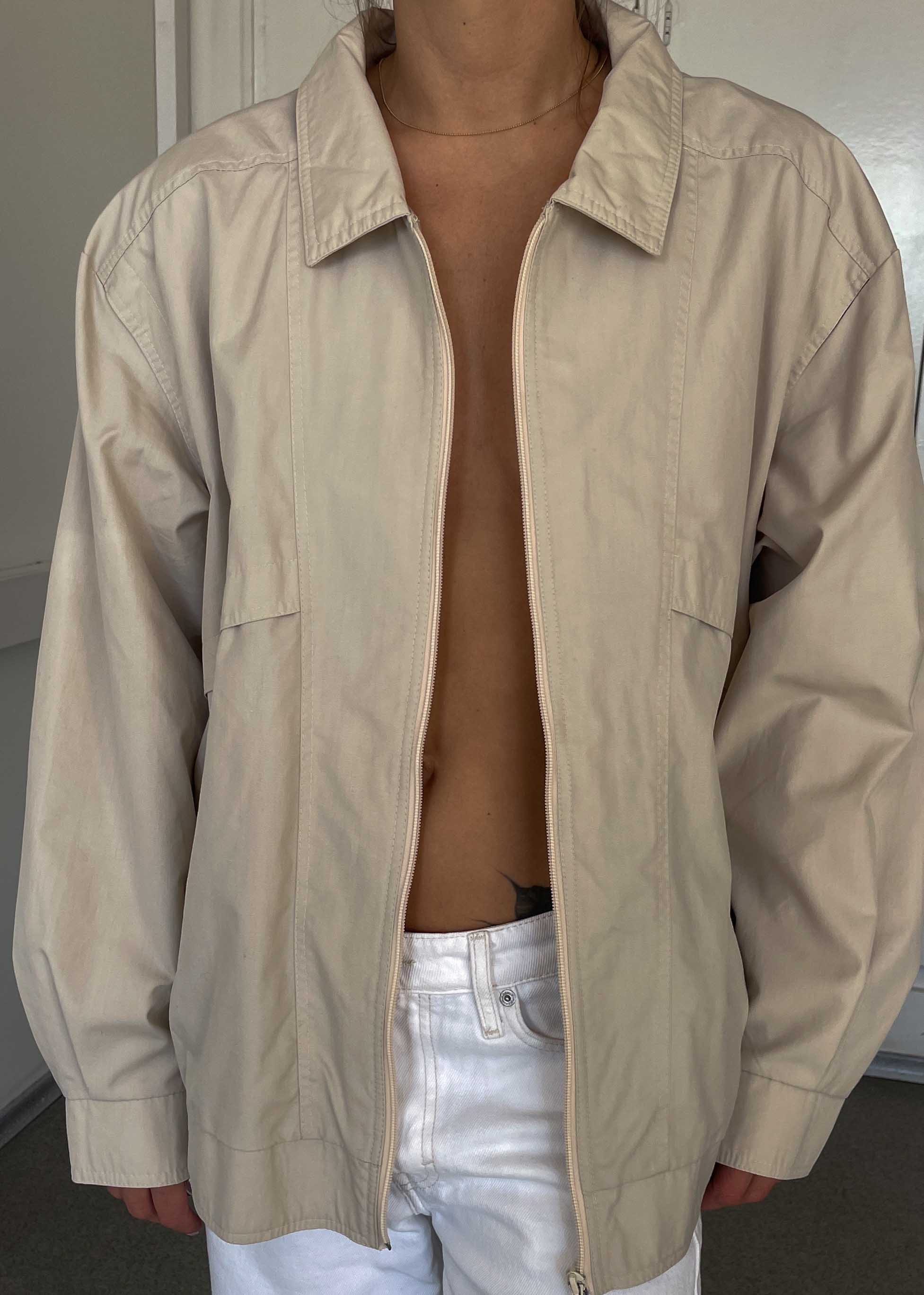 Vintage Lightweight Beige Bomber Jacket – Zip Closure