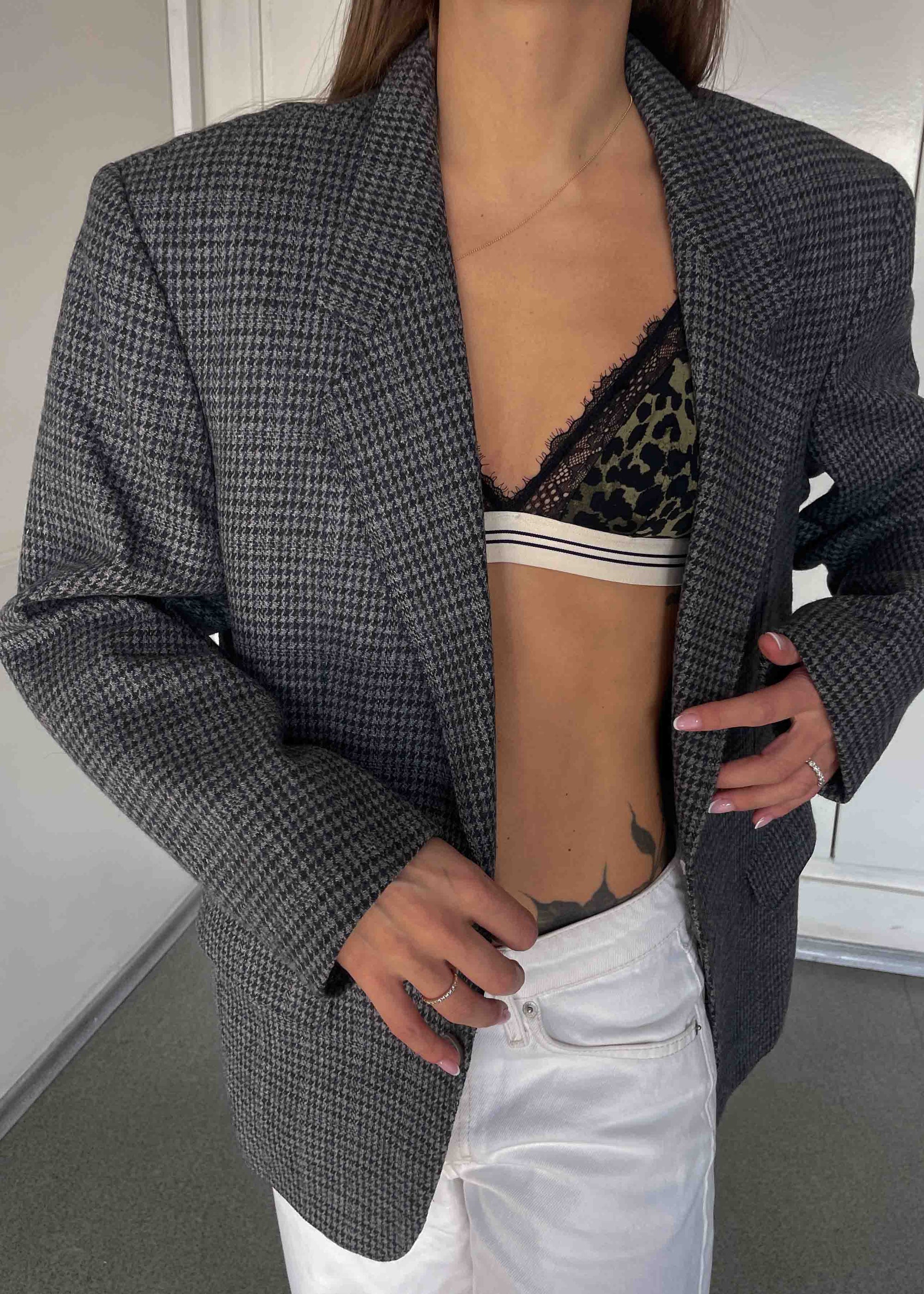 Vintage Grey Dogtooth Print Oversized Wool Blazer