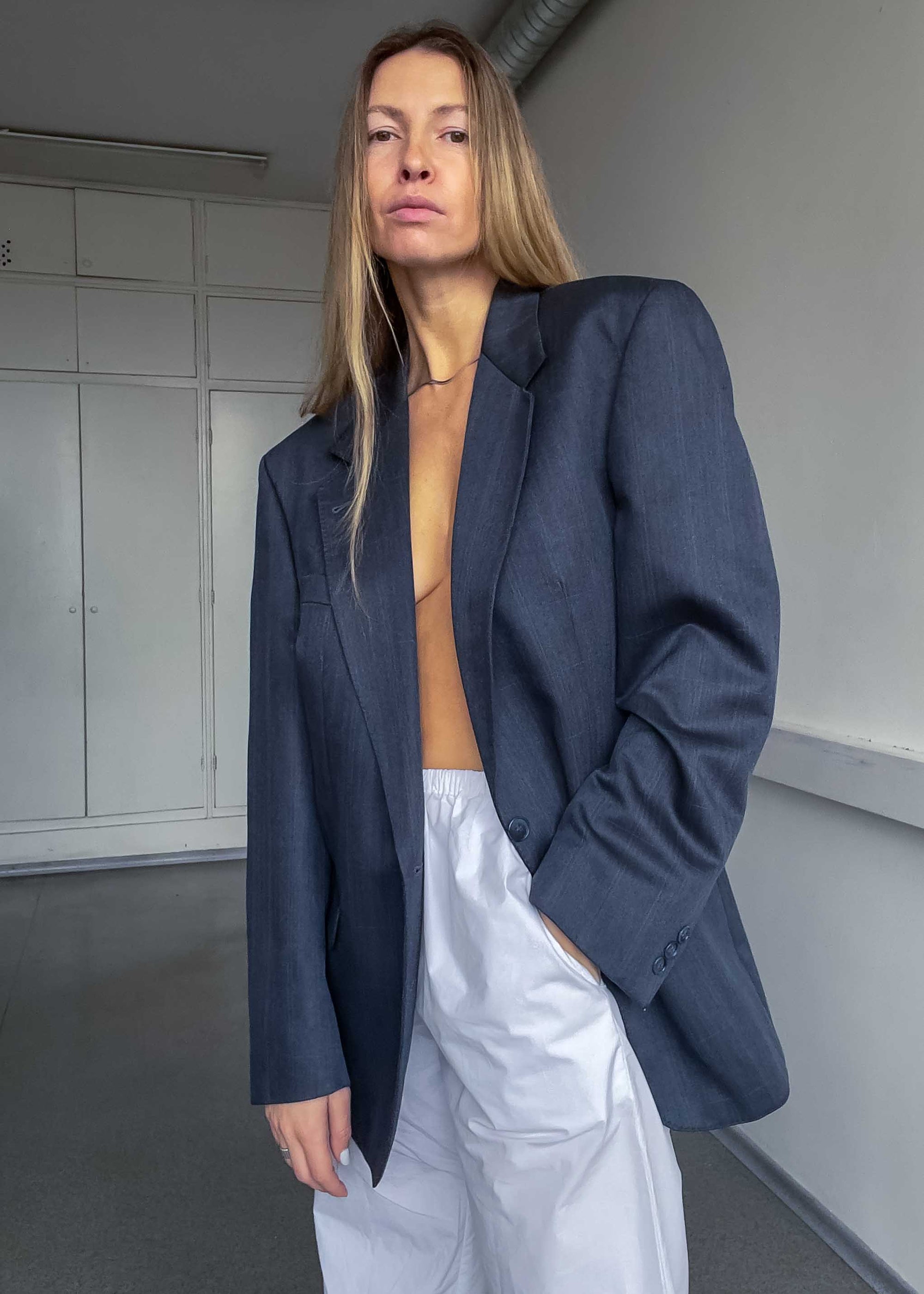 Vintage Dark Grey Checked Oversized 100% WOOL Blazer