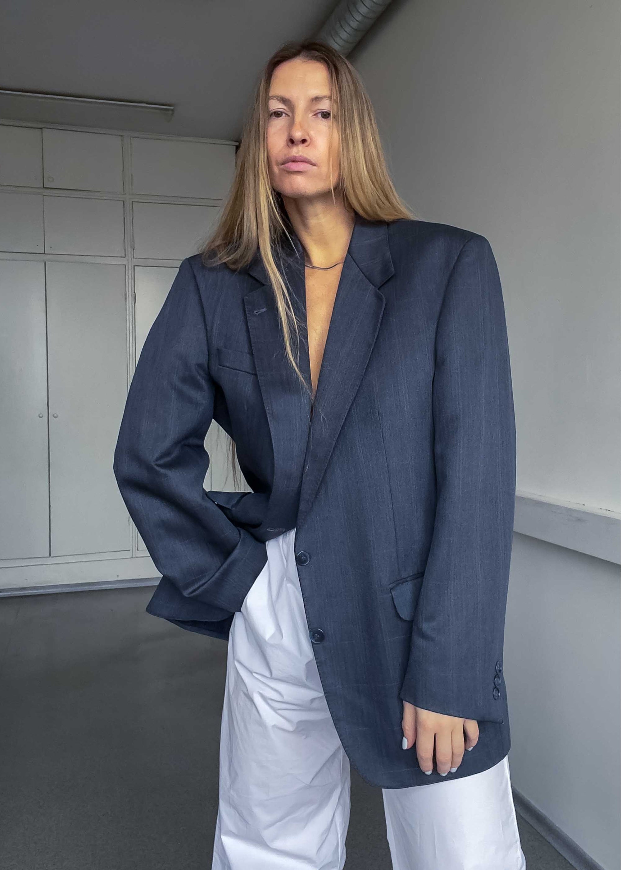 Vintage Dark Grey Checked Oversized 100% WOOL Blazer