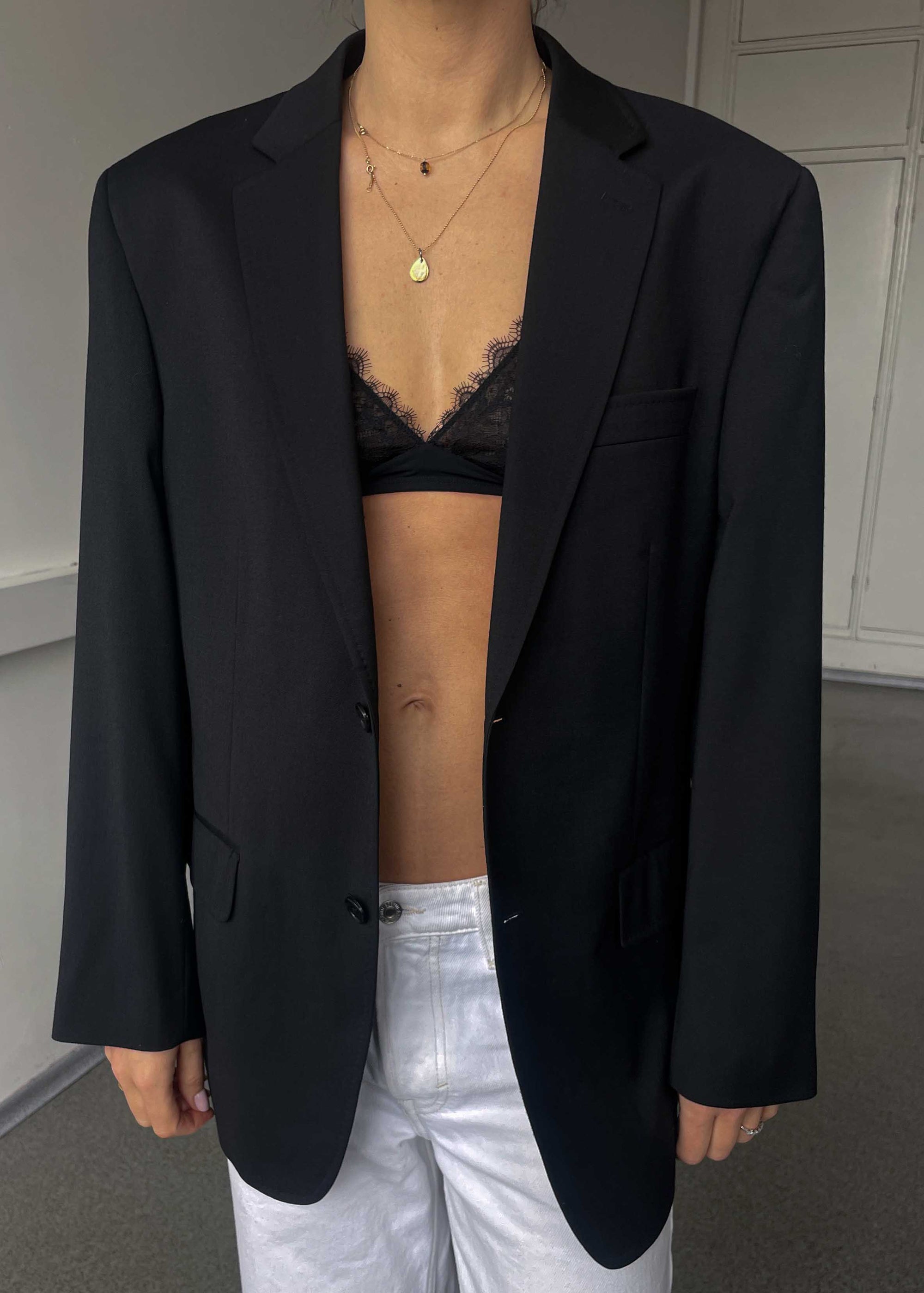 Vintage Classic Black Smaller Fit Blazer