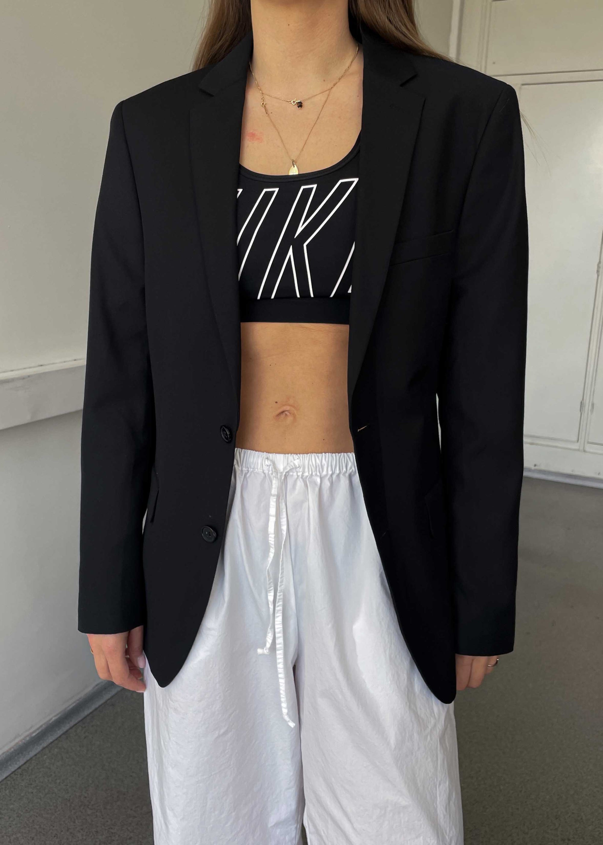 Vintage Classic Black Smaller Fit Blazer