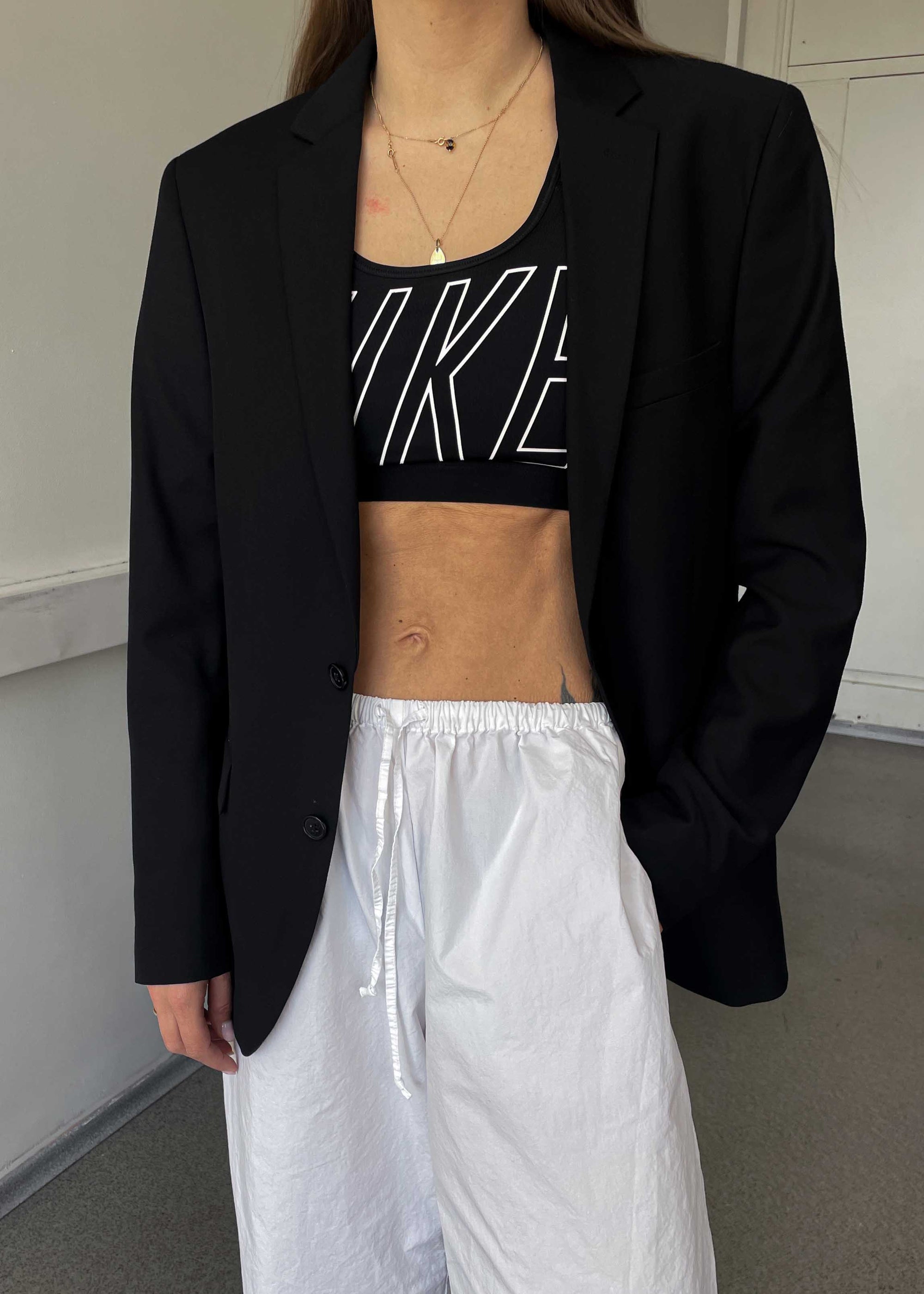 Vintage Classic Black Smaller Fit Blazer