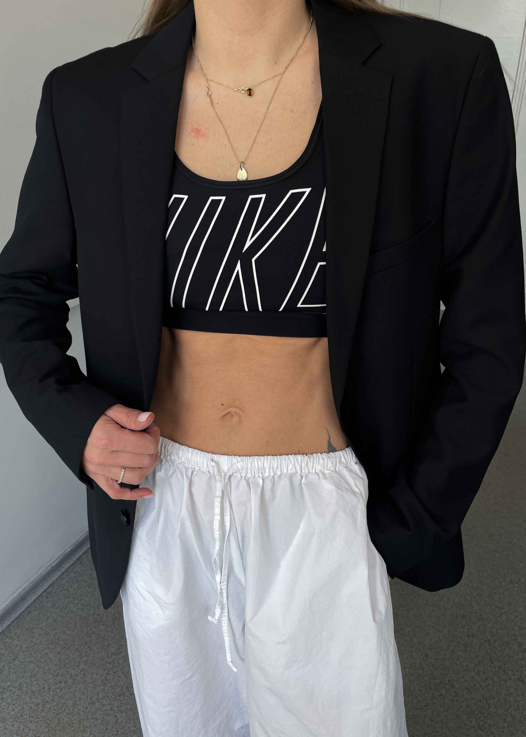 Vintage Classic Black Smaller Fit Blazer