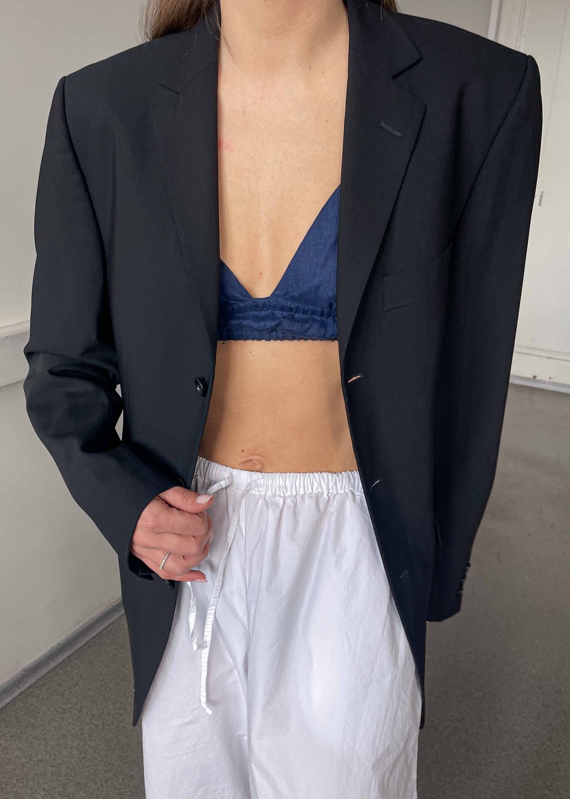 Vintage Classic Black Oversized Blazer