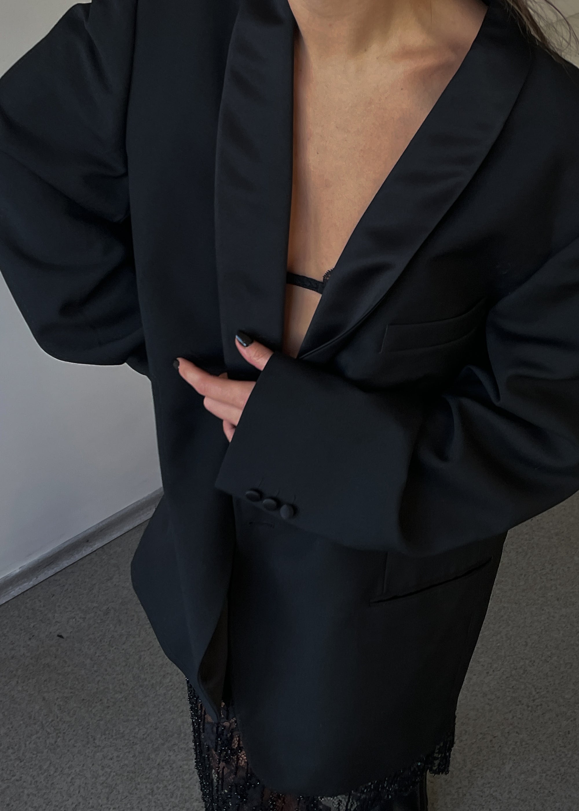 Vintage Black Oversized Tuxedo Blazer