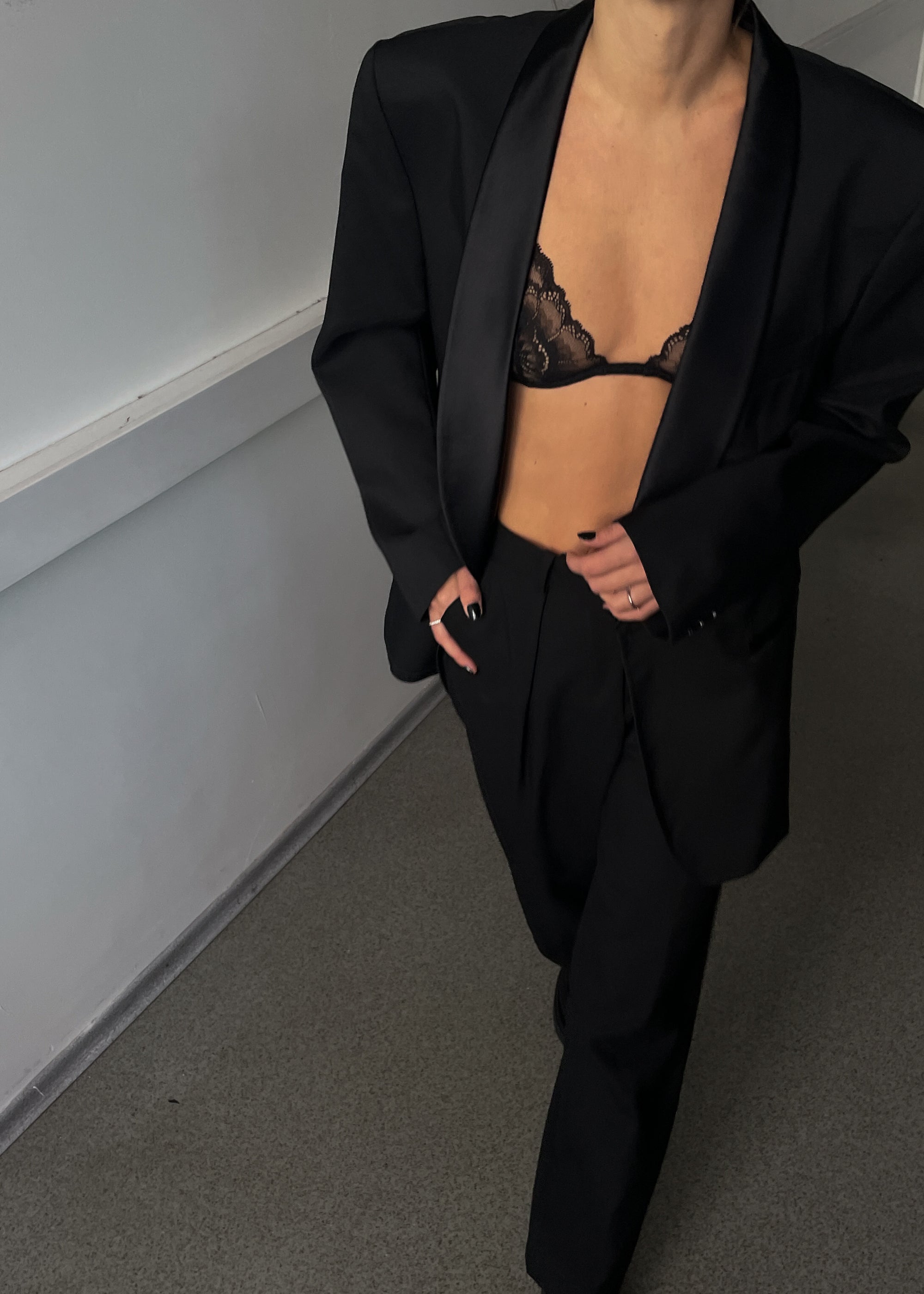 Vintage Black Oversized Tuxedo Blazer