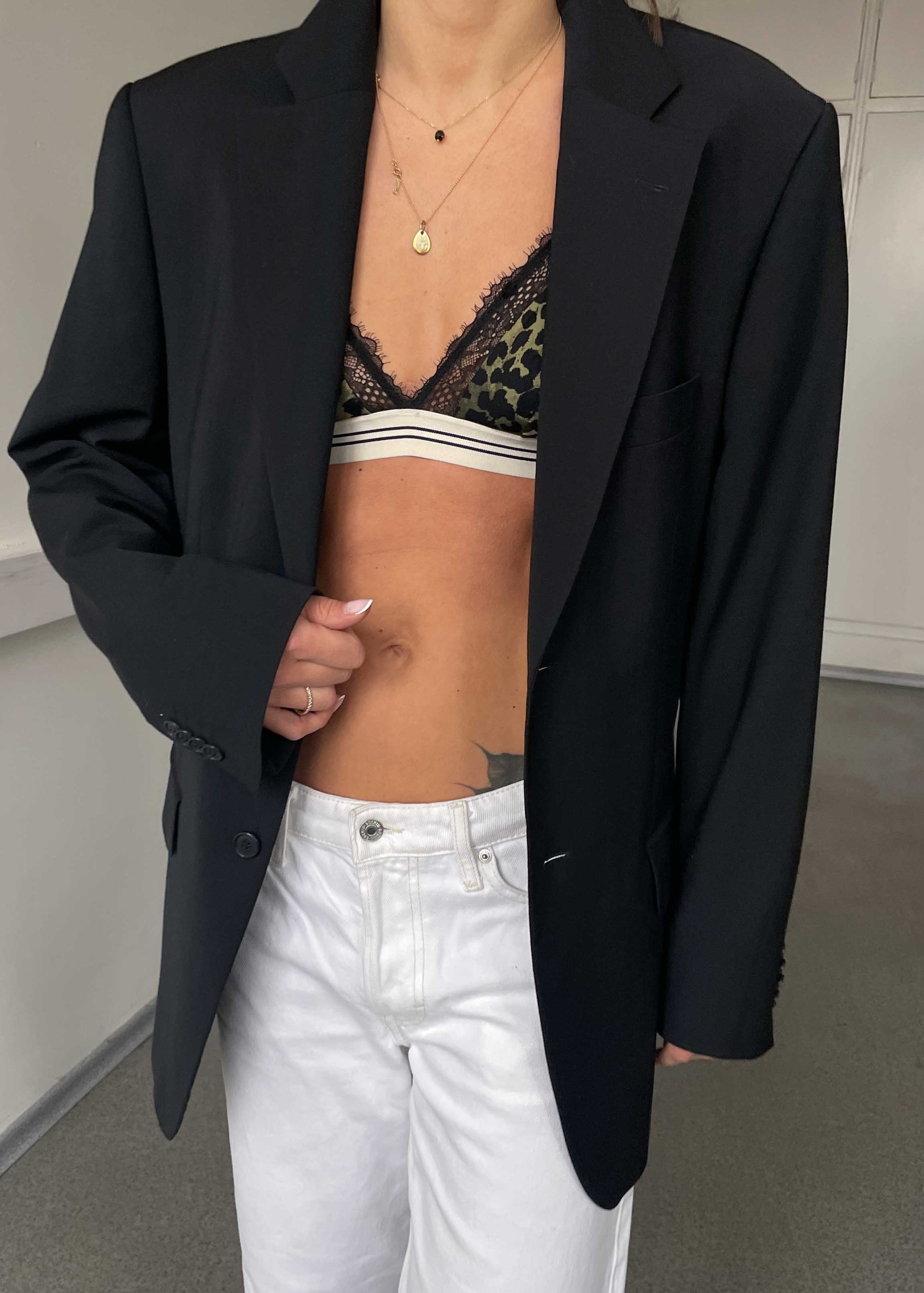 Vintage Classic Black Oversized Blazer
