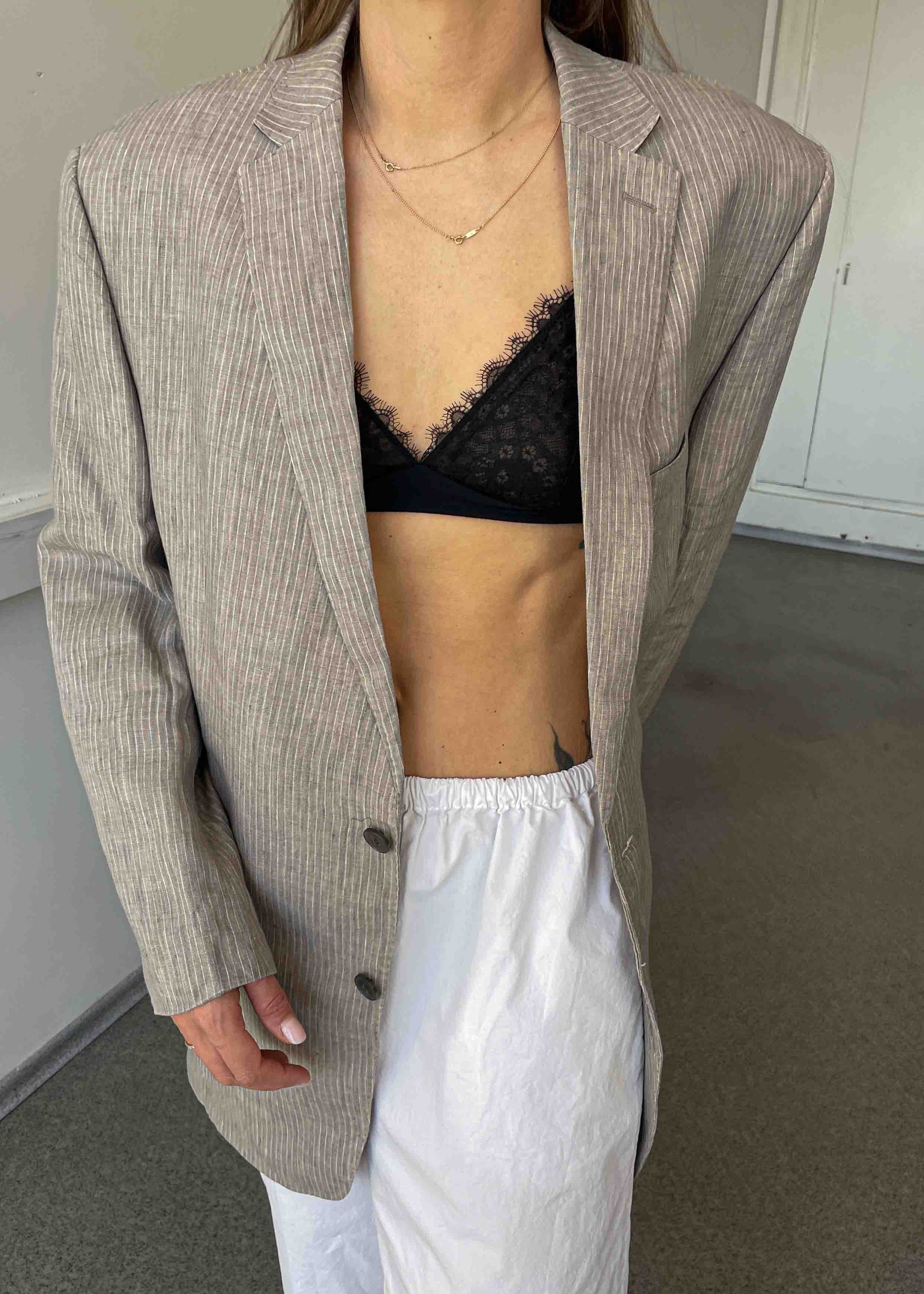 Vintage Light Grey Oversized 100% LINEN Blazer by CALVIN KLEIN