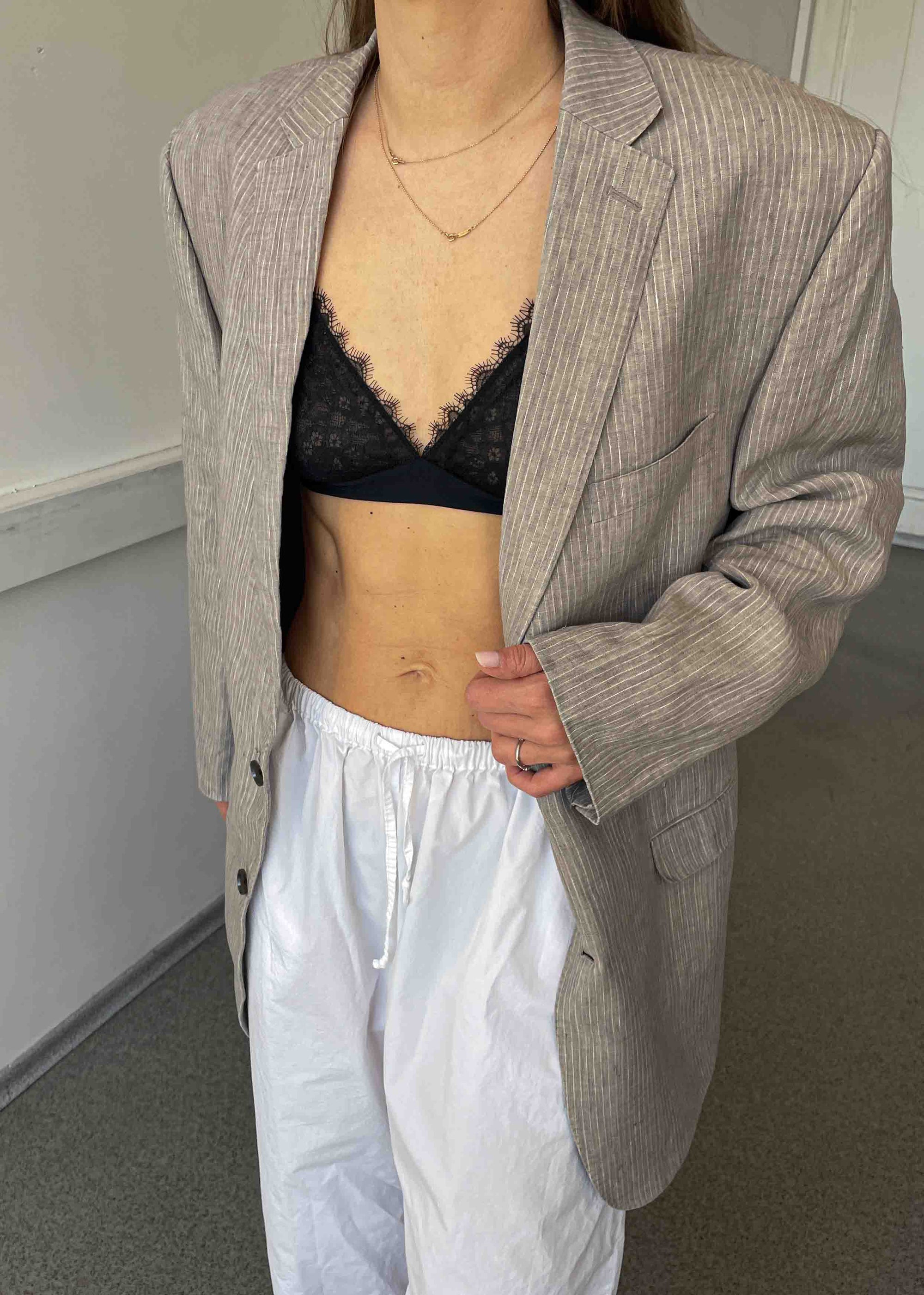 Vintage Light Grey Oversized 100% LINEN Blazer by CALVIN KLEIN