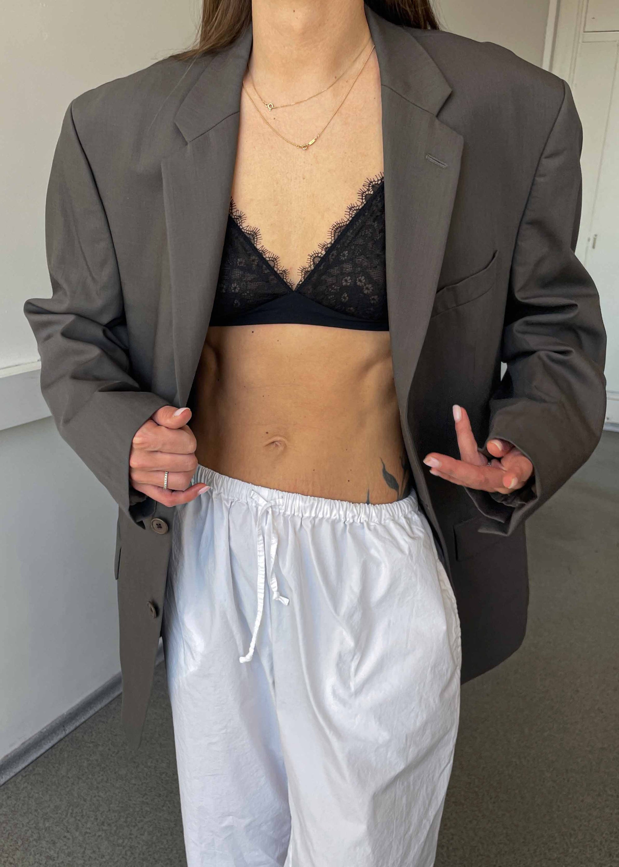 Vintage Grey / Khaki Oversized 100% Wool Blazer by CALVIN KLEIN