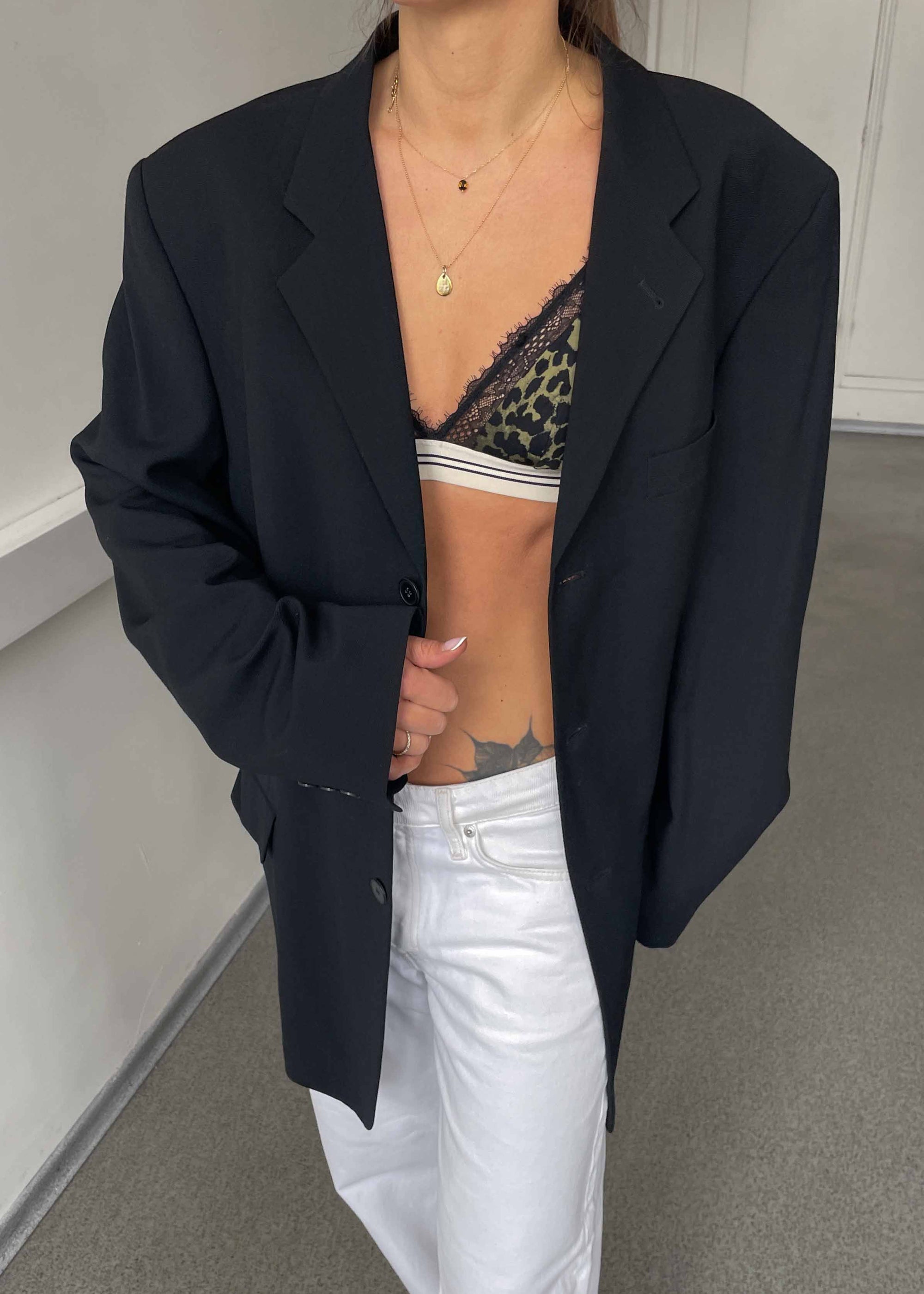 Vintage Classic Black Oversized  Blazer