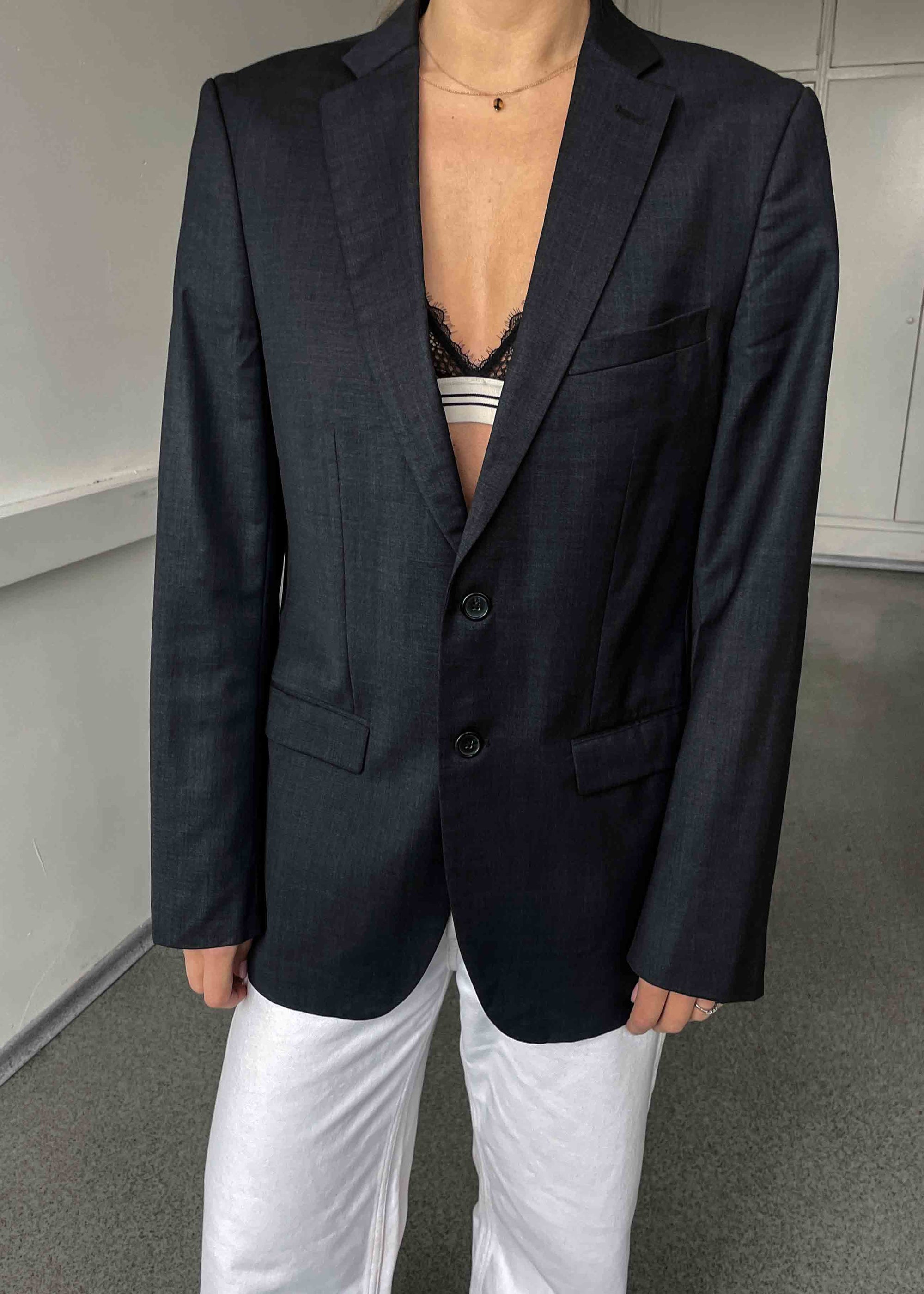 Vintage Dark Grey Smaller fit Blazer