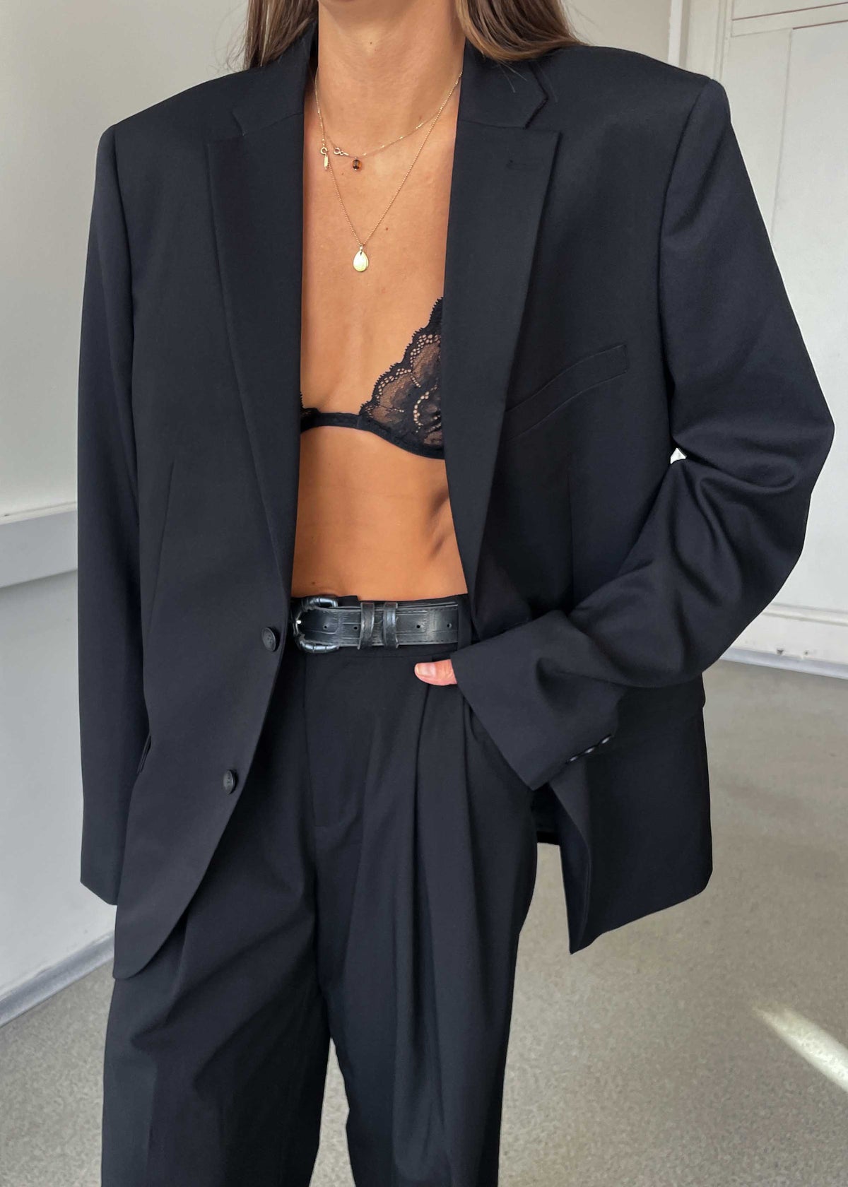 Vintage Classic Black Oversized Blazer