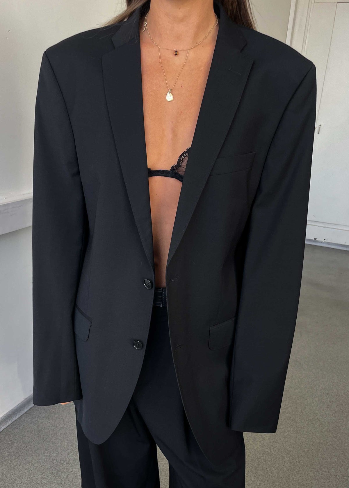 Vintage Classic Black Oversized Blazer