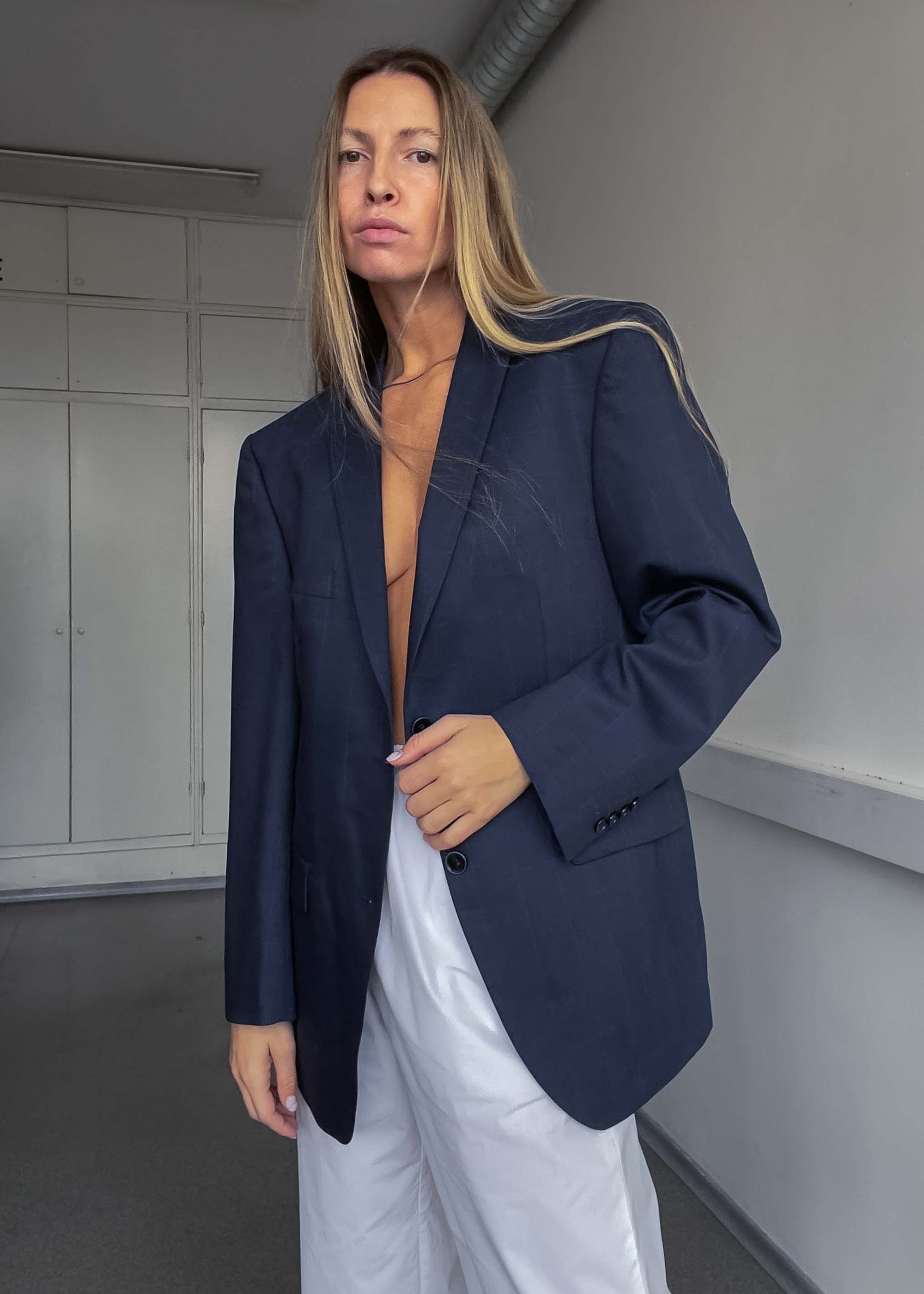 Vintage Dark Blue Checked Oversized 100% Light Wool Blazer