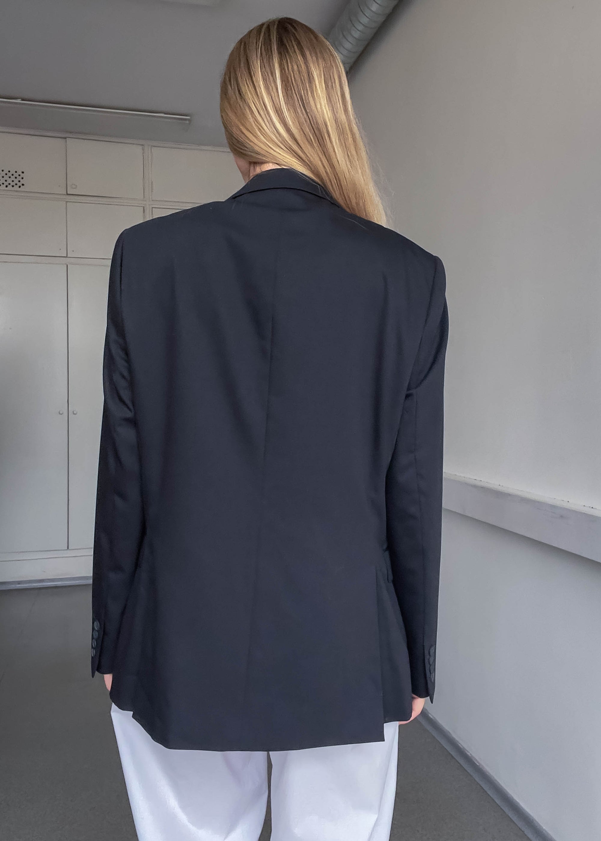 Vintage Black Oversized Smaller Fit Blazer