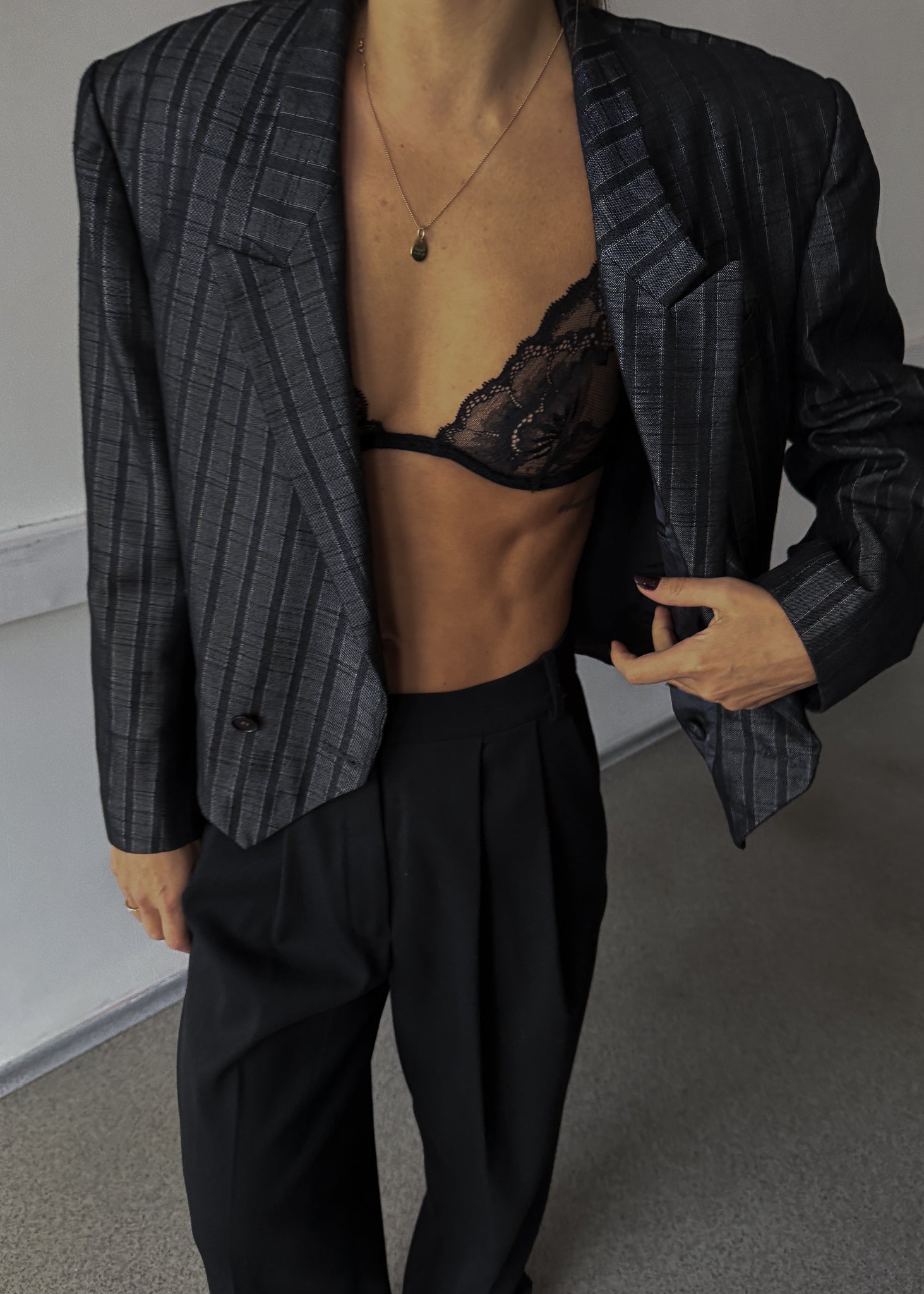 Vintage Shiny FinIsh Striped Cropped Festive Blazer