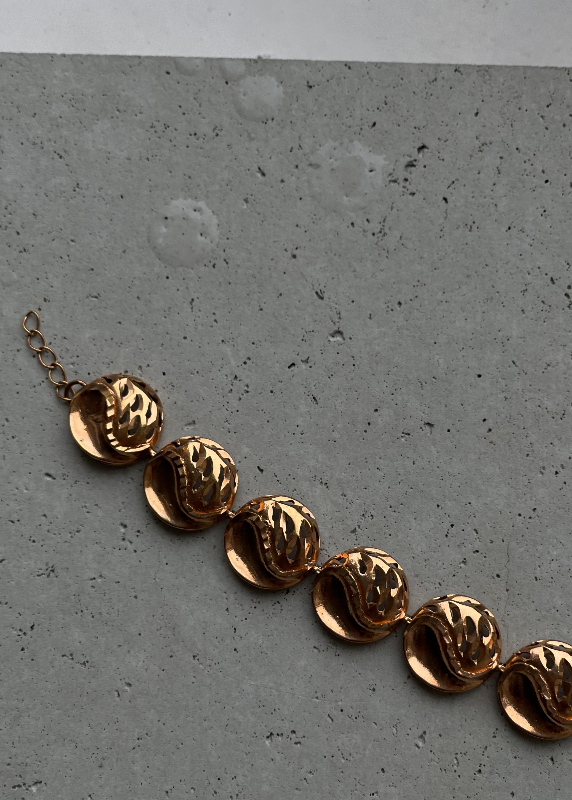 Gold Elegant Bracelet
