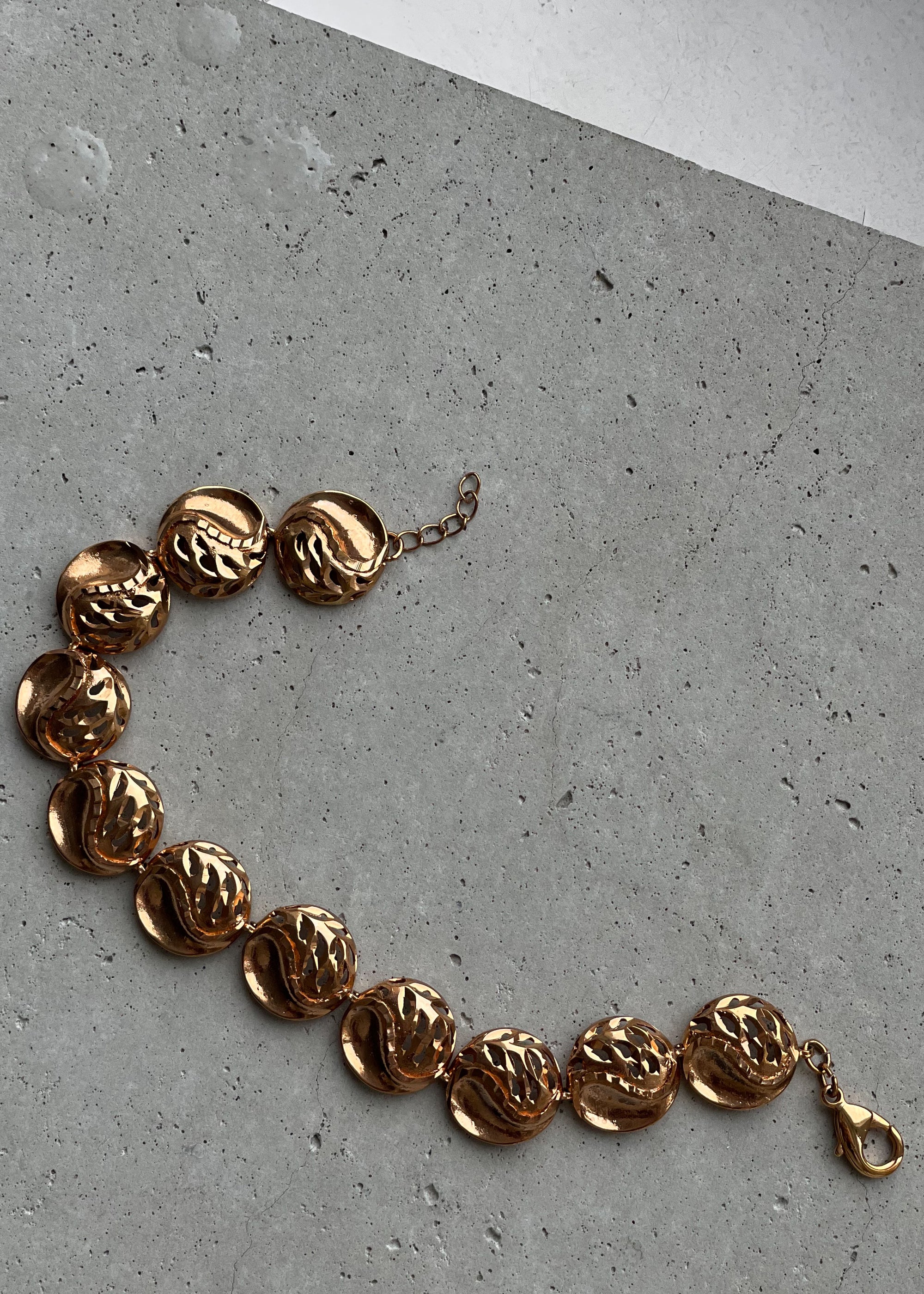 Gold Elegant Bracelet