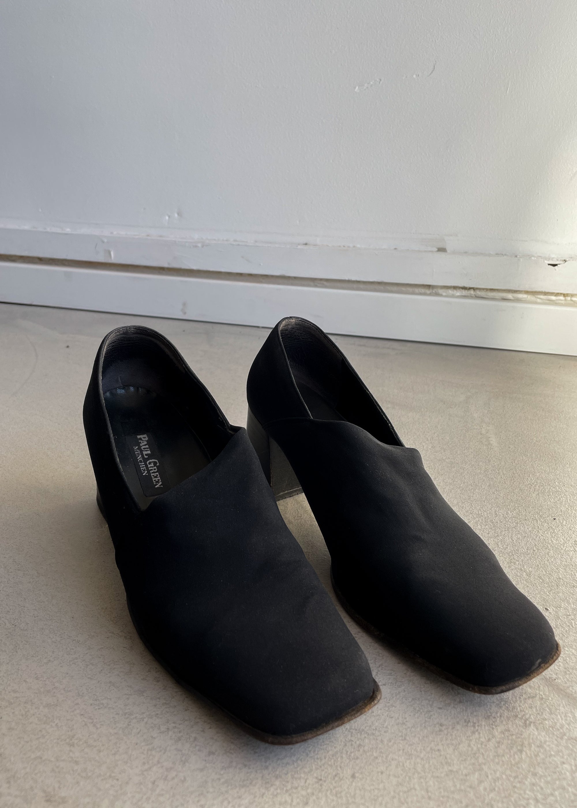 Vintage Black Heels Size 39.5